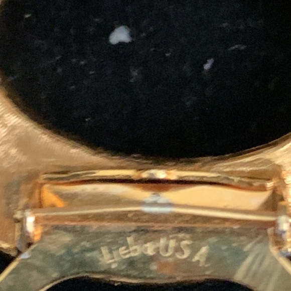 Vintage Jewelry Set Lieber USA Scarf Clip & Coro Clip-on Earrings - Picture 5 of 9